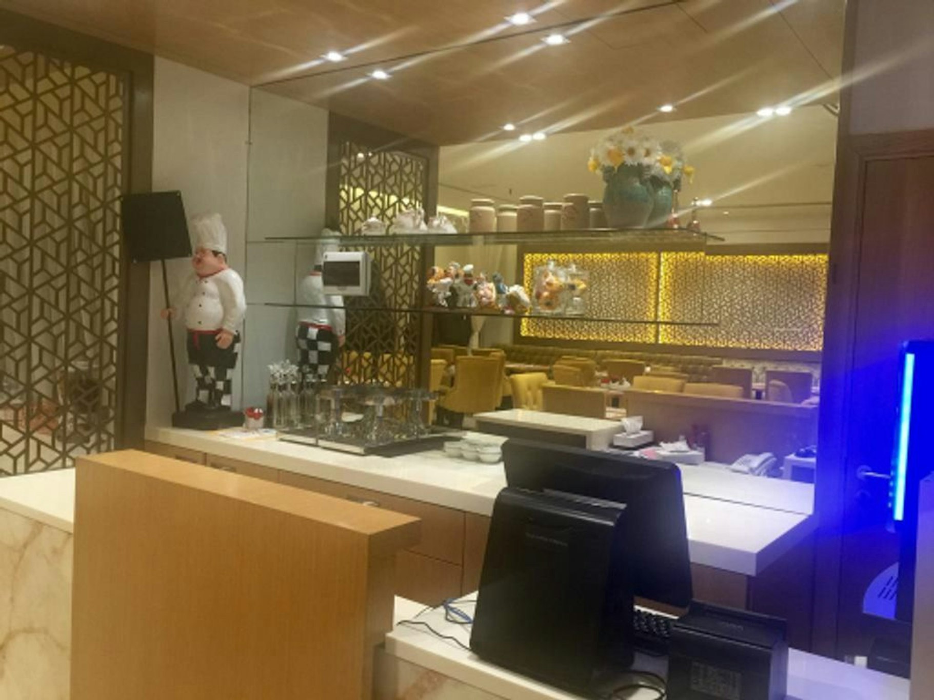 ROYAL FALCON HOTEL 8/46
