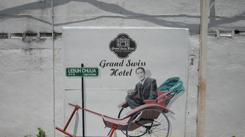 Grand Swiss Hotel 8/44