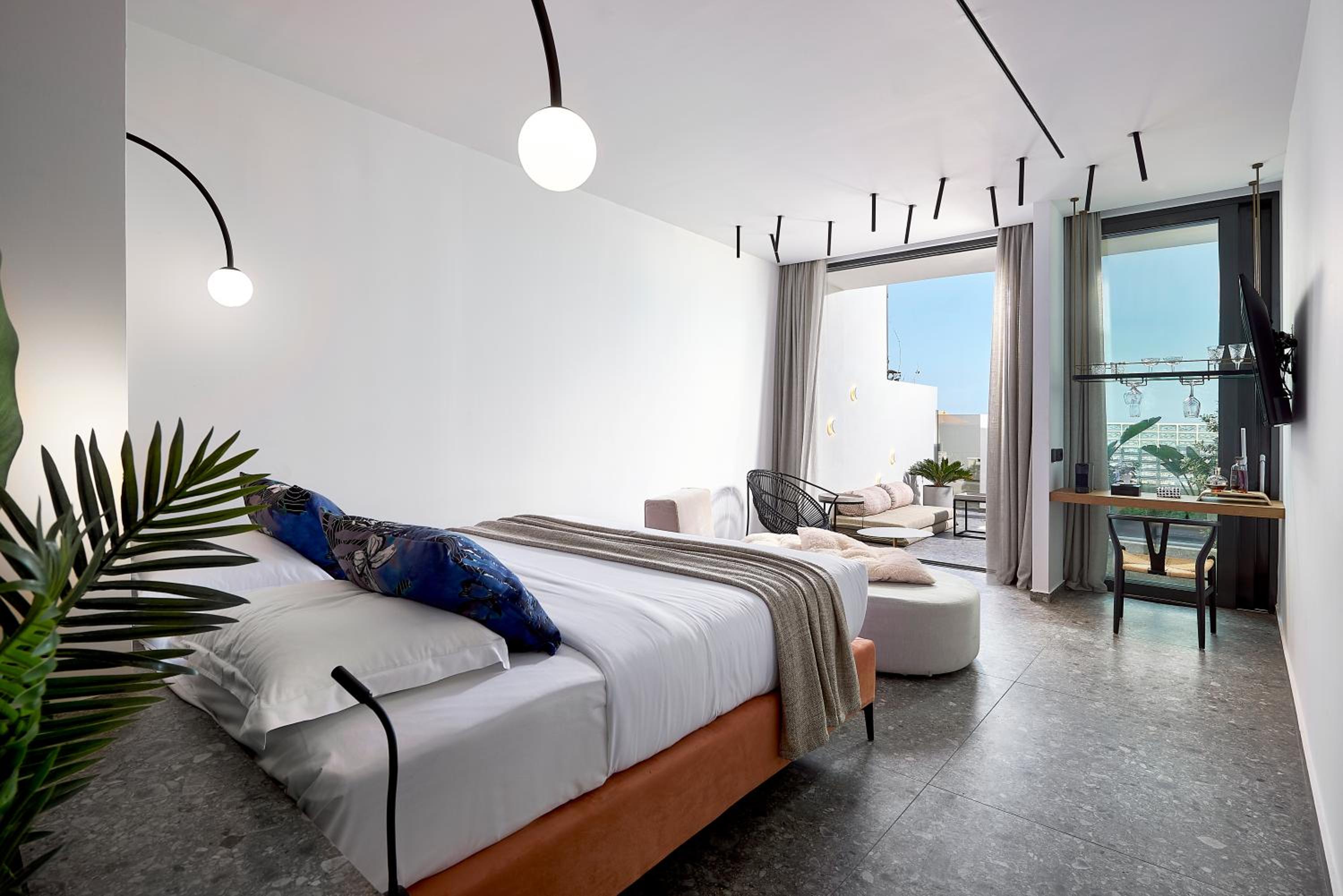 Deluxe, Suite, Sea View, Outdoor Jetted Tub