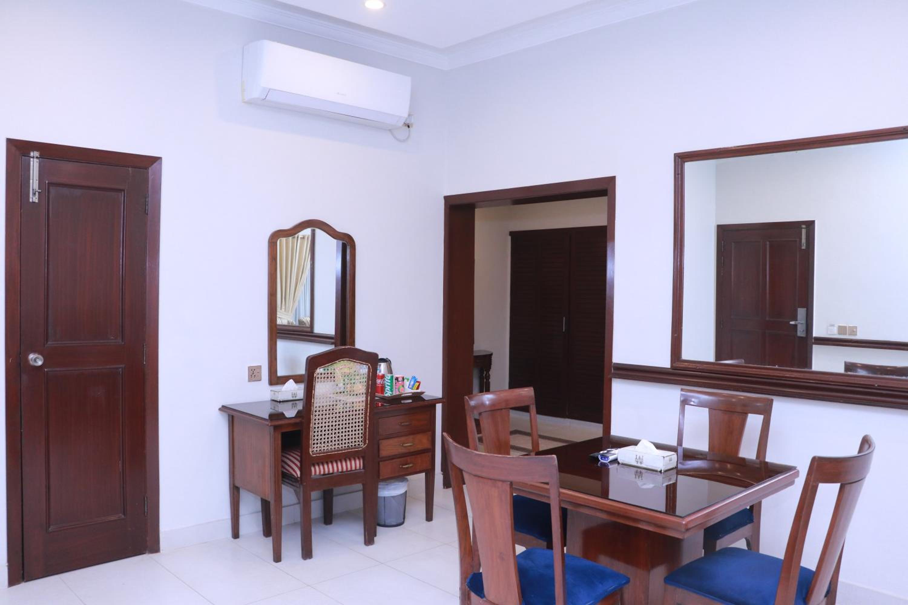 Welcome Hotel Islamabad 24/31