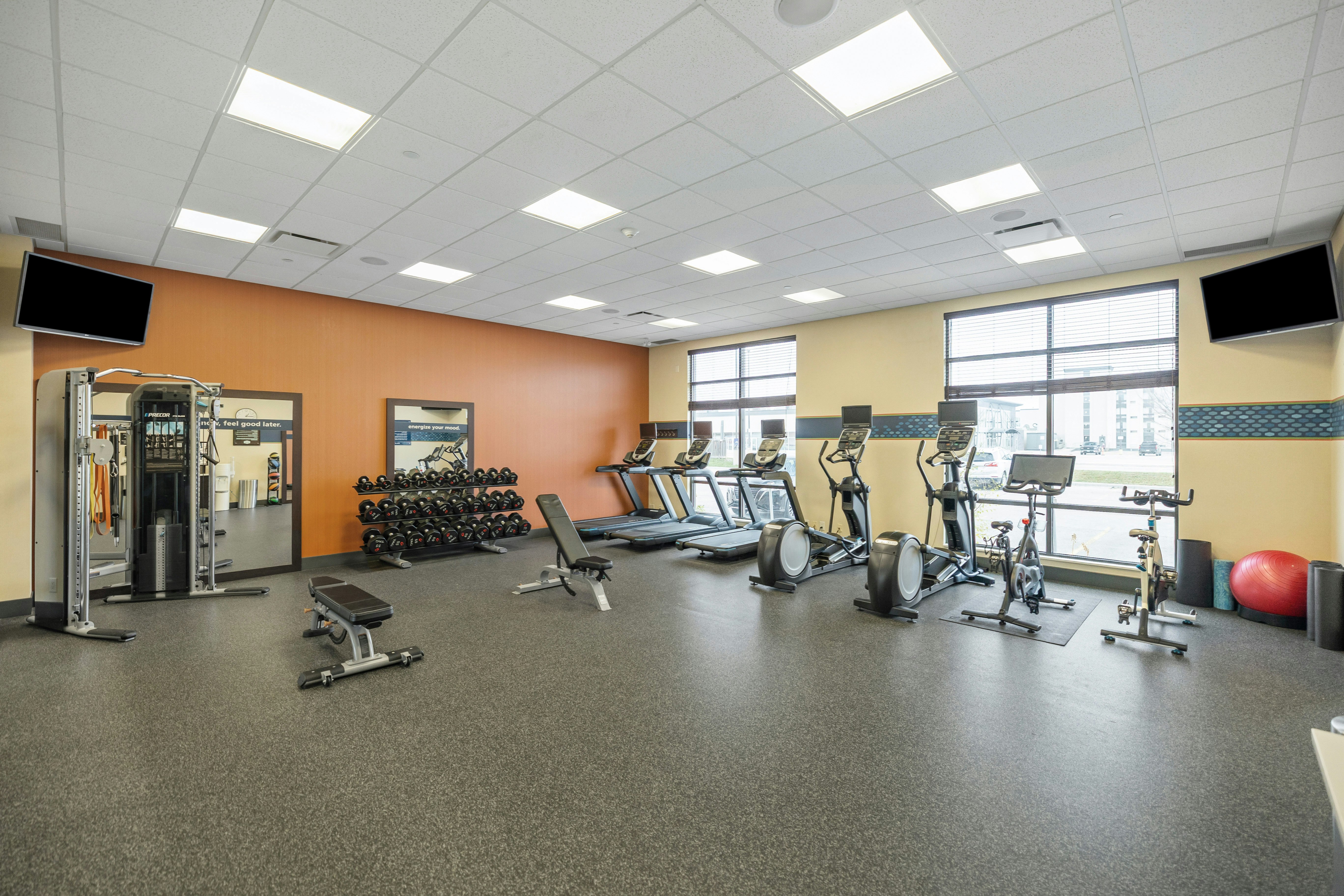 Hampton Inn By Hilton Winnipeg Airport 8/18