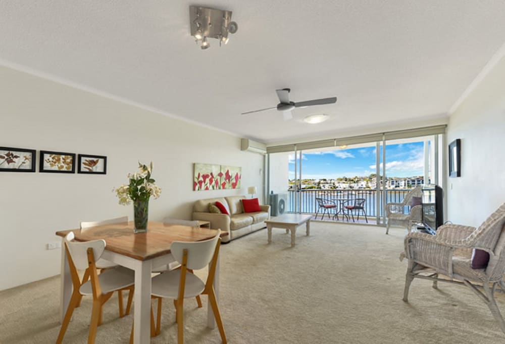 Goldsborough Place Apartments 23/30