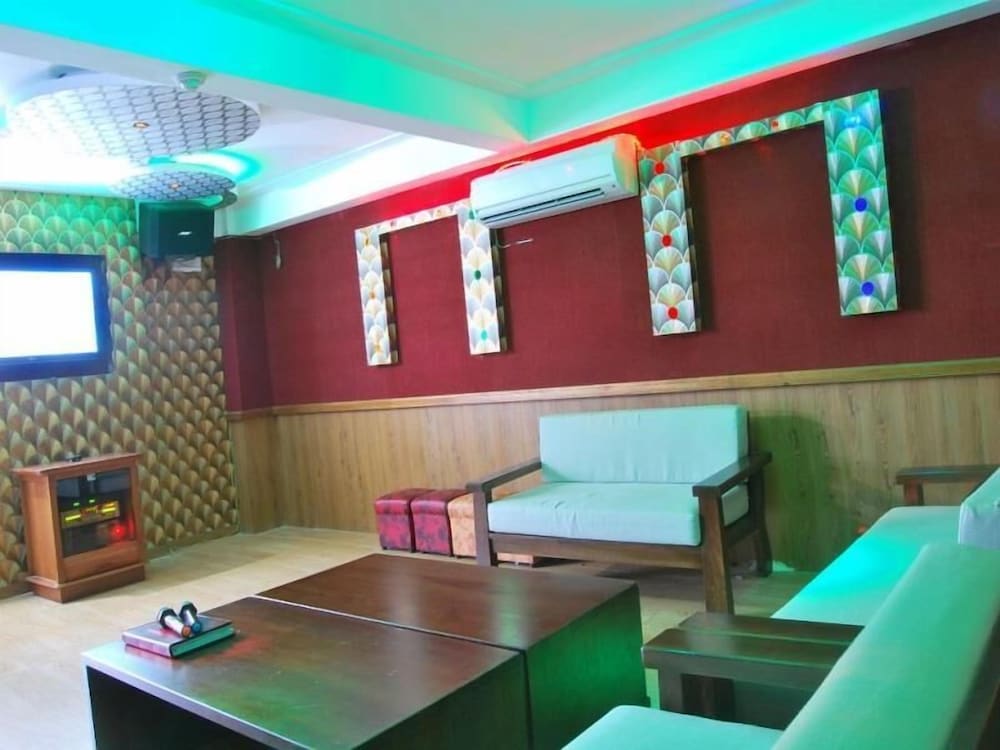 Hoang Yen Canary Hotel 53/66