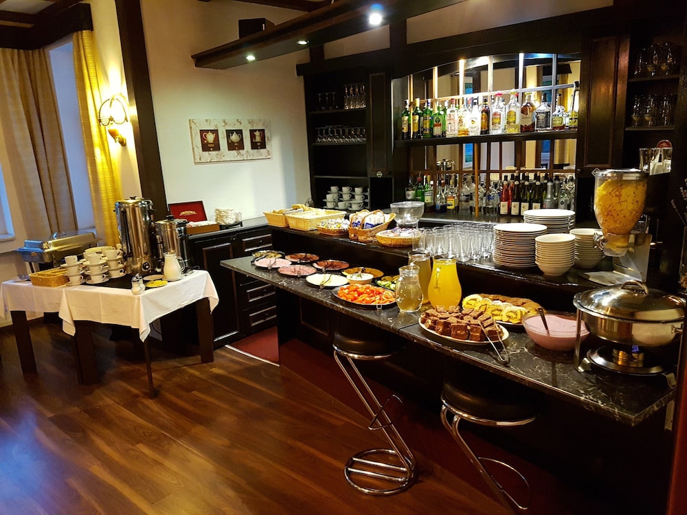 Hotel Marie Luisa 33/38