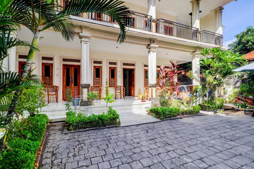 Hotel O Bali near Beachwalk Shopping Center formerly Budget Door Legian Inn 9/63