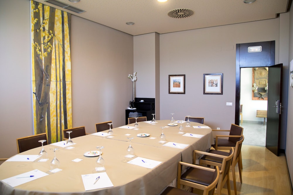 Hq La Galeria Hotel Restaurante 17/30