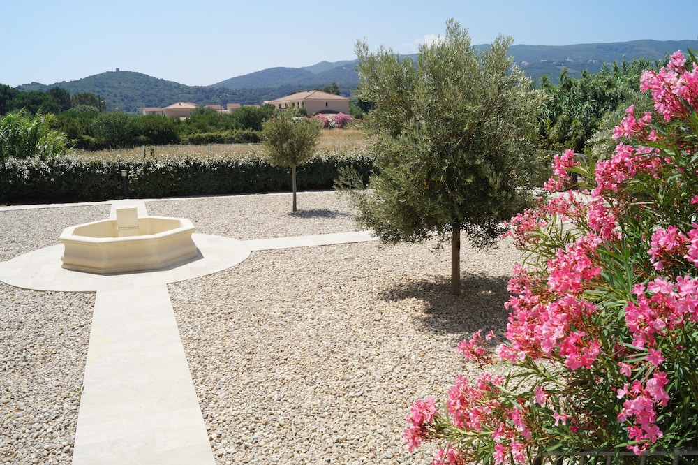 Residence Villa Tyrrenia 25/31