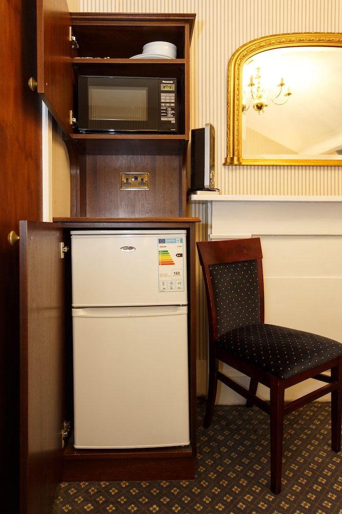 Regency House 36/69