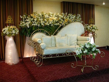 Orchid Hotel 13/34