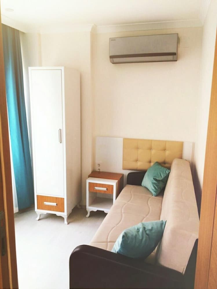 Can Residence 7/22