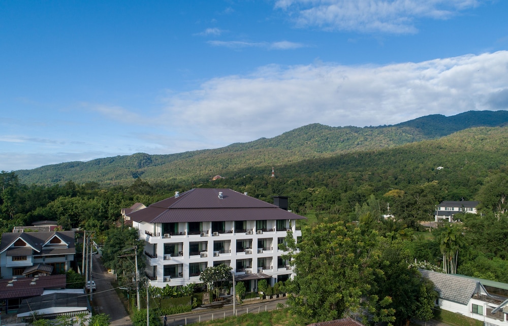 SANG SERENE HOUSE 8/44