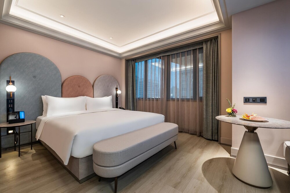 Mercure Ningbo Yinzhou 17/45