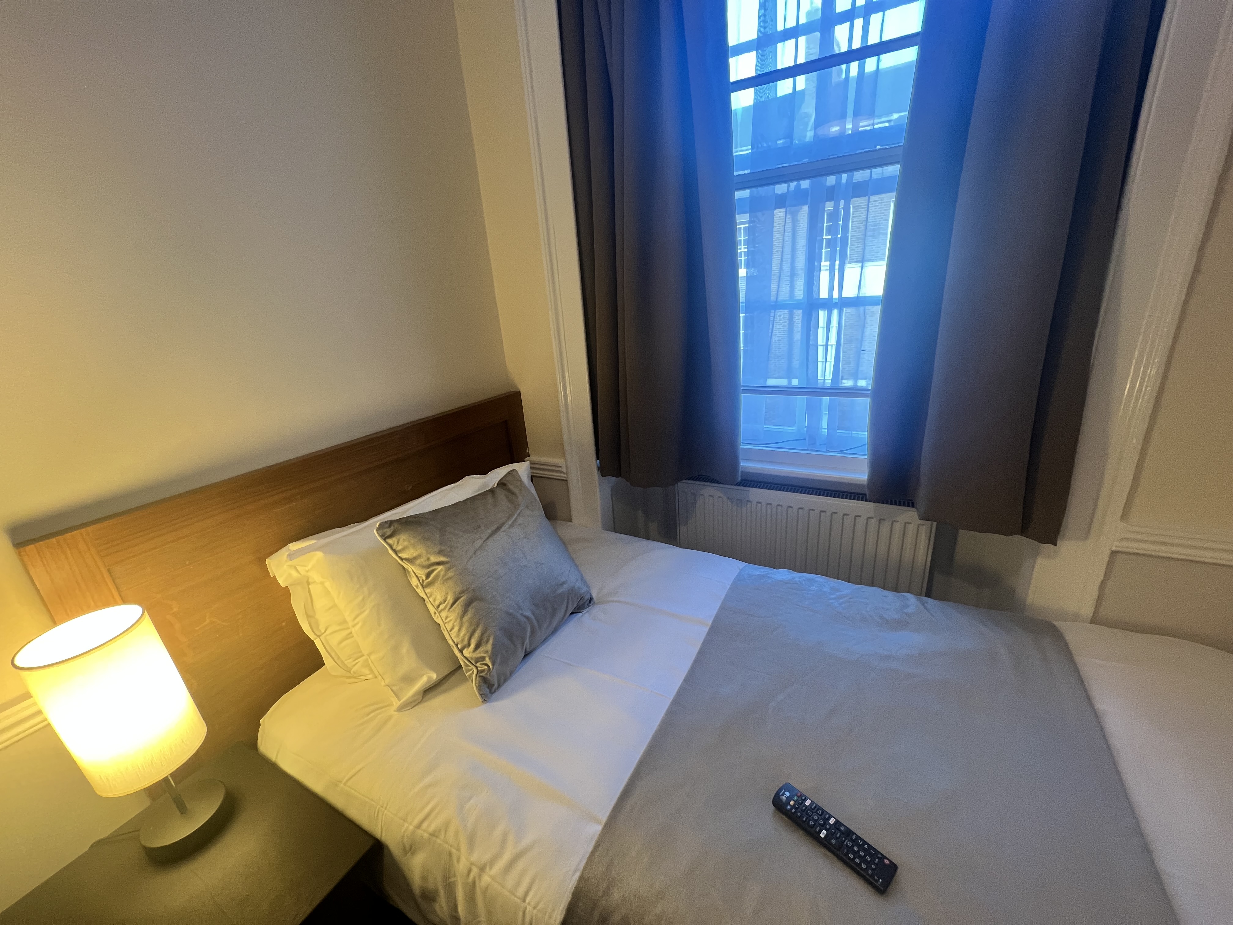 Room, Single