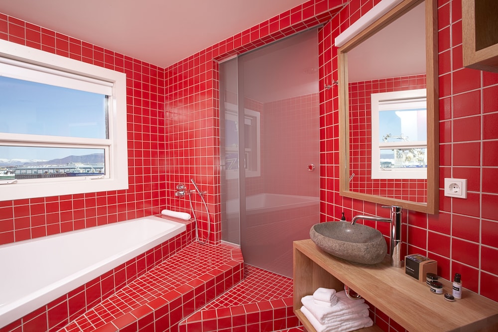 Reykjavik Marina - Berjaya Iceland Hotels 49/50