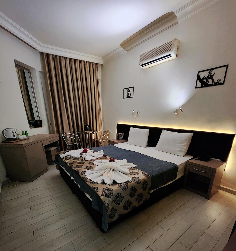 Cleopatra City Hotel 11/49