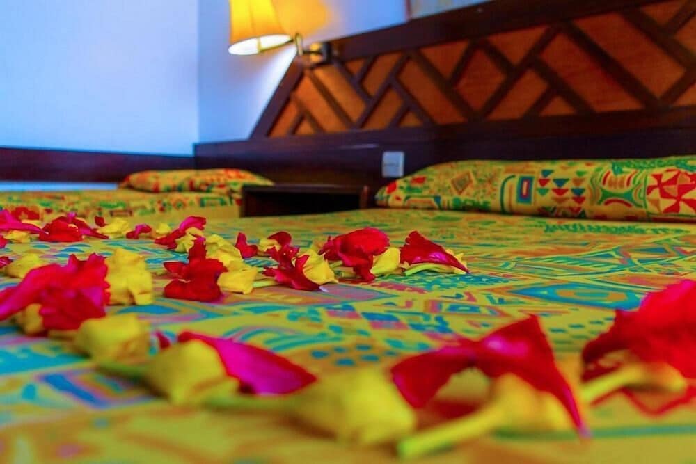 Mombasa Beach Hotel 23/39