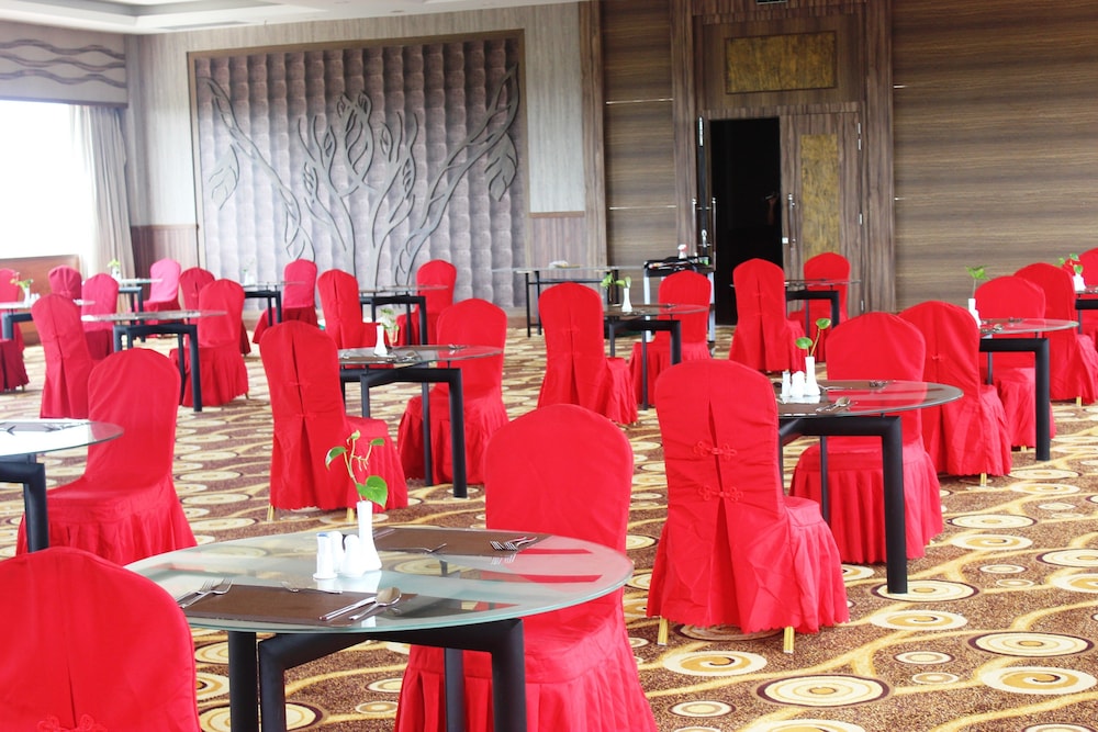 The Golden Bay Hotel Batam 46/53