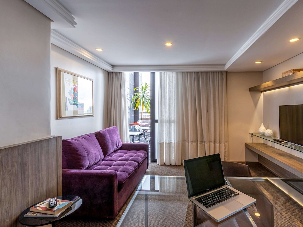 Grand Mercure Curitiba Rayon 33/50