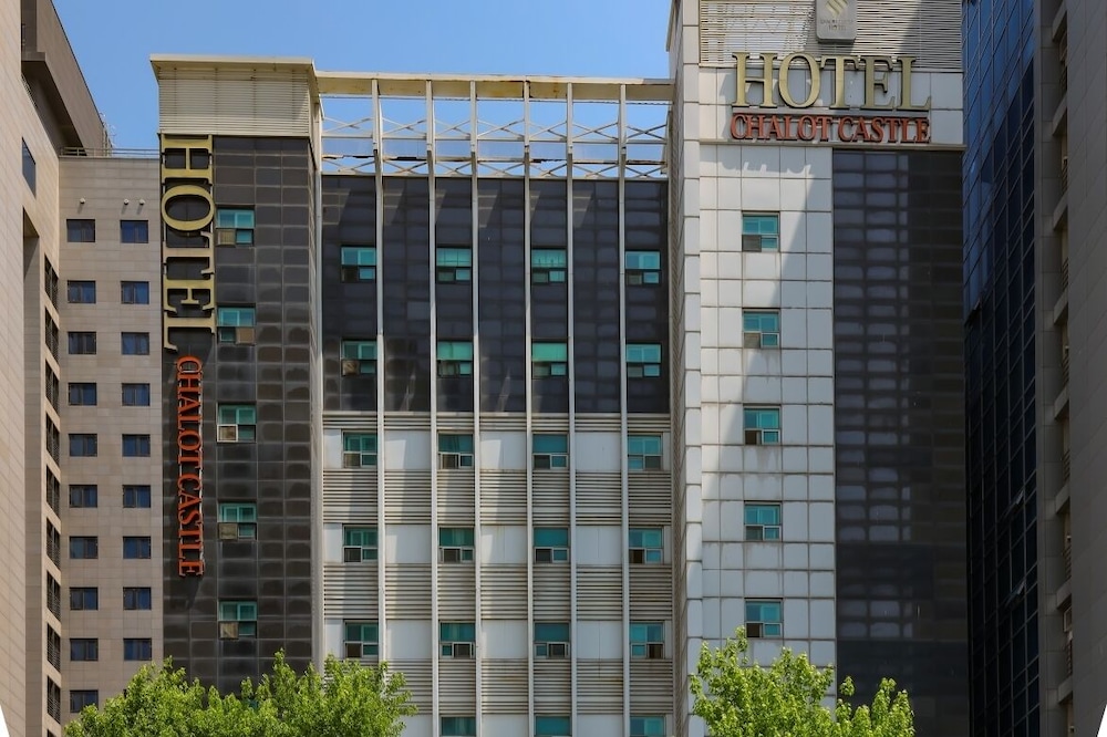 Charlot Castle Hotel 1/49