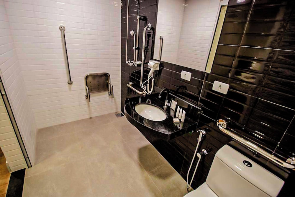 Ibis Styles Bonito 56/59