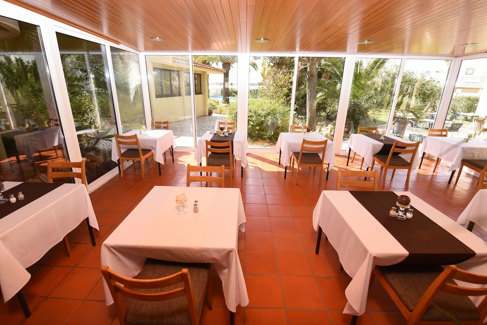 Praia Da Lota Resort Apartments 67/85
