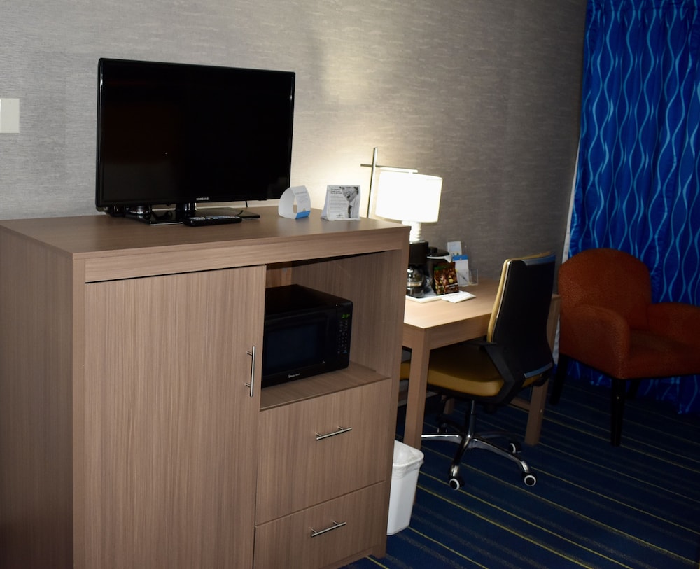 Days Inn by Wyndham Wayne 22/23