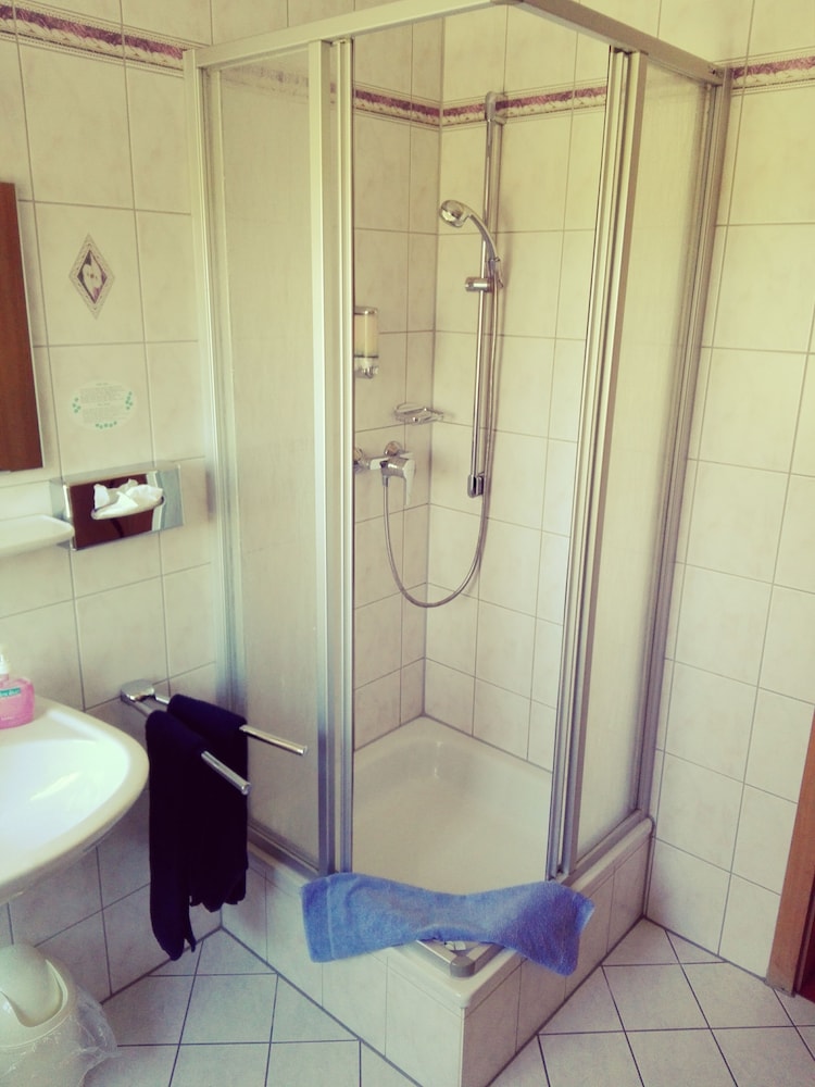 Hotel Alttolkewitzer Hof Dresden 48/50