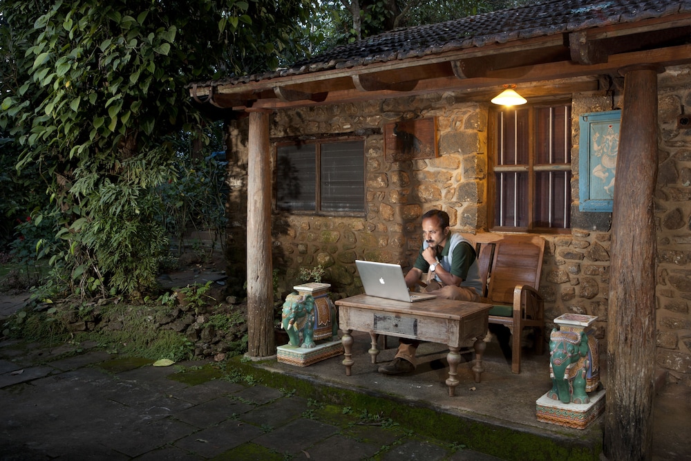 Elephant Valley Eco Farm Hotel 10/54