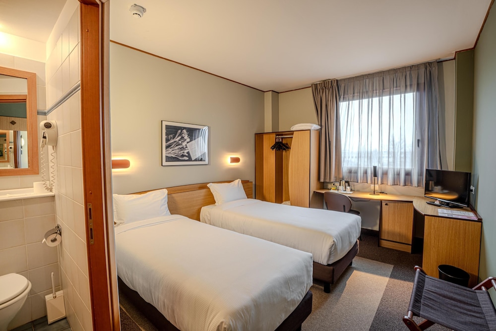 Tulip Inn Torino Sud 21/48