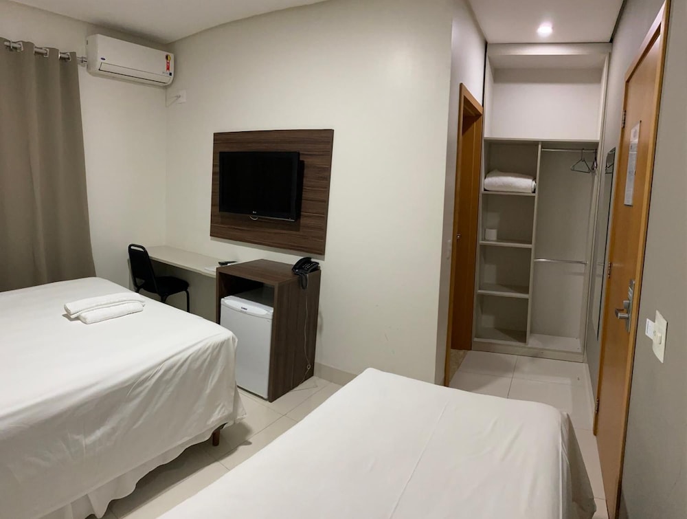 HOTEL TAINA 7/50