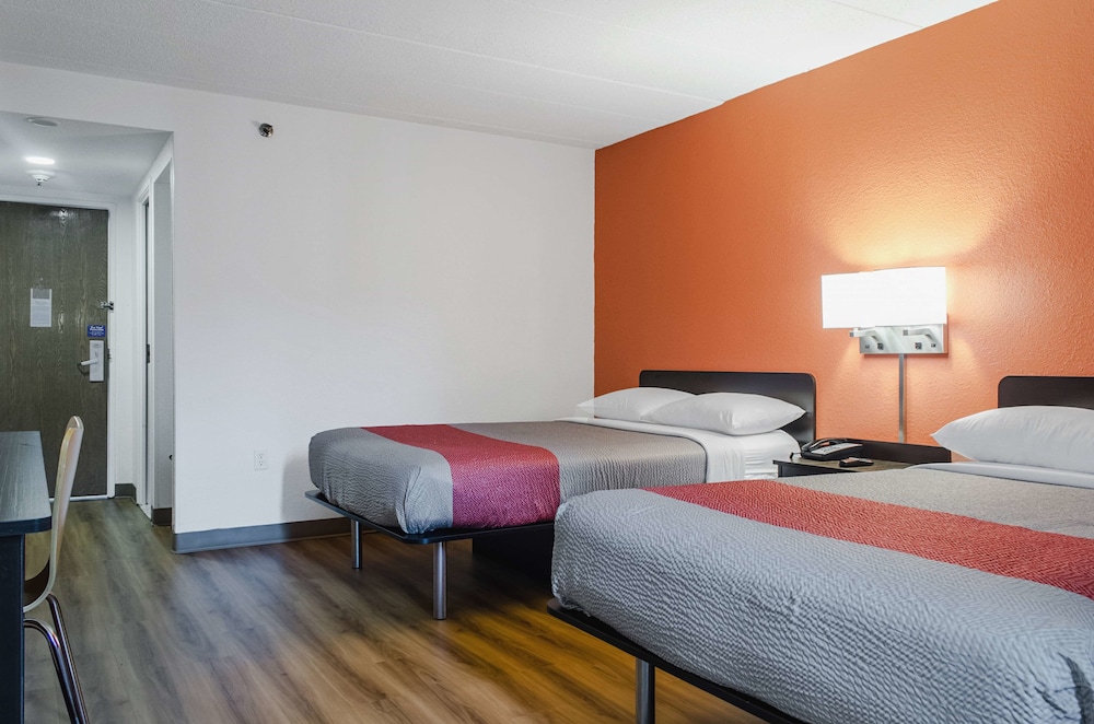 Motel6 Brockton, MA 11/29