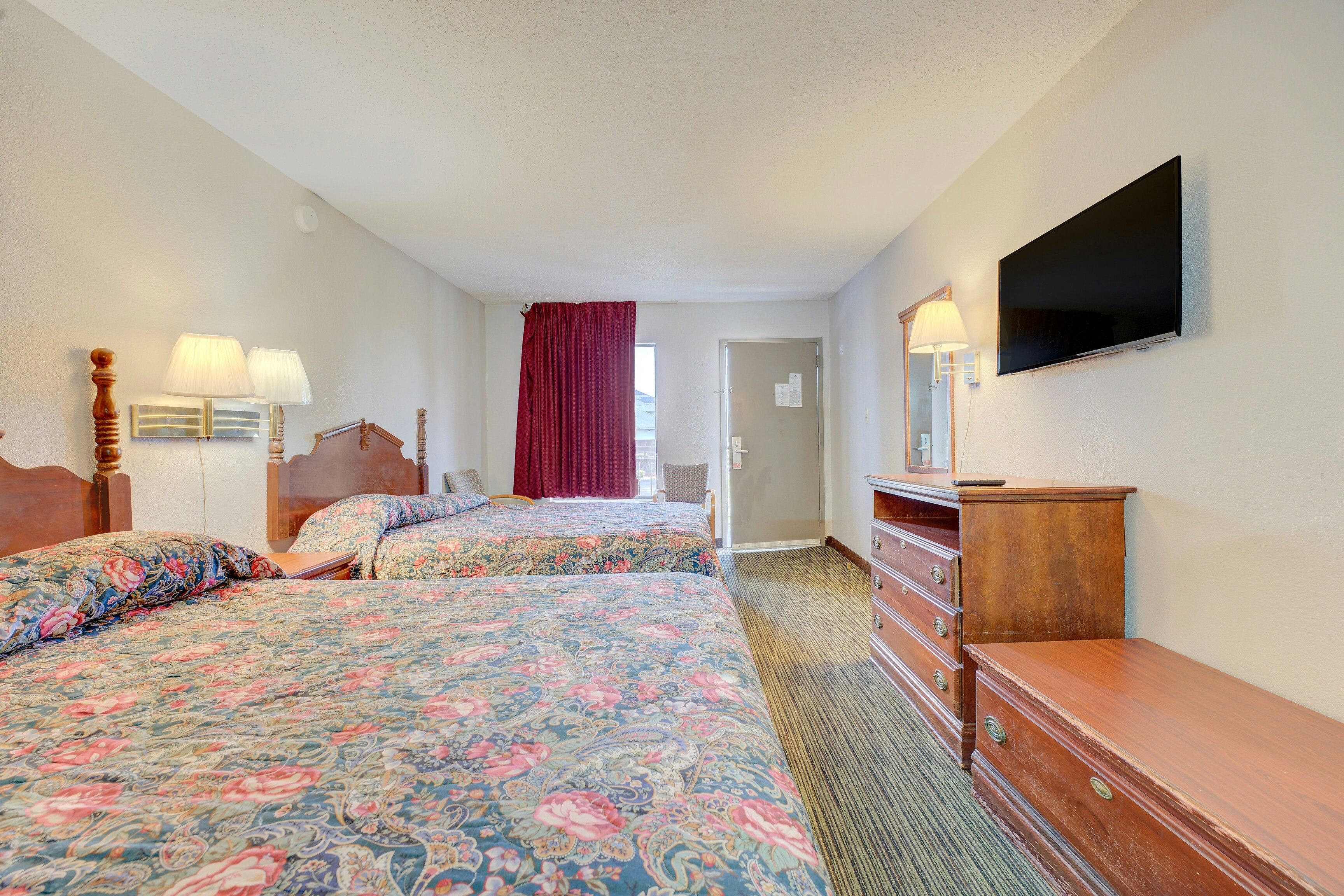 Travel Inn Lebanon Nashville Near I-40 27/61