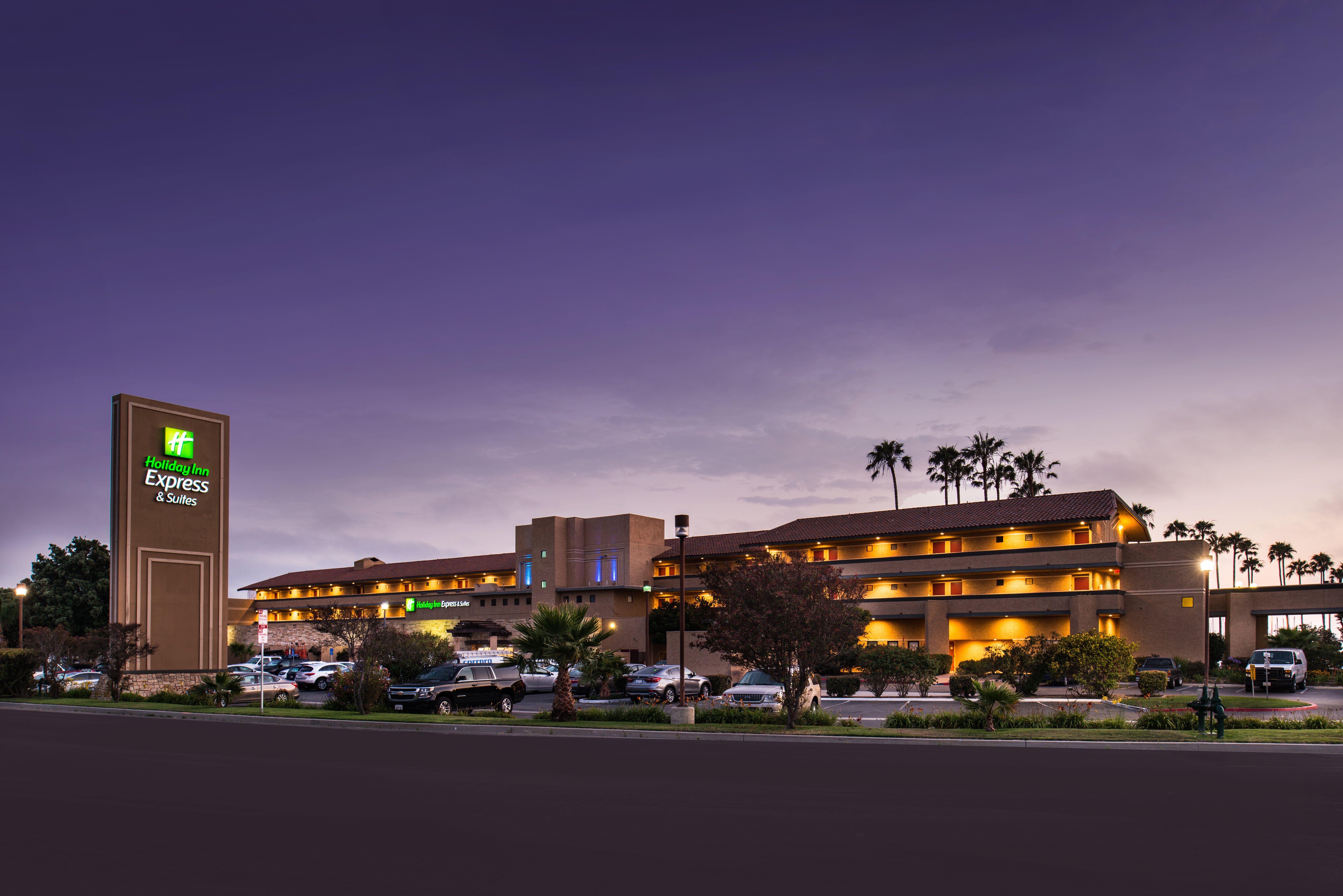 Holiday Inn Express Hotel Suites Ventura Harbor 2/69