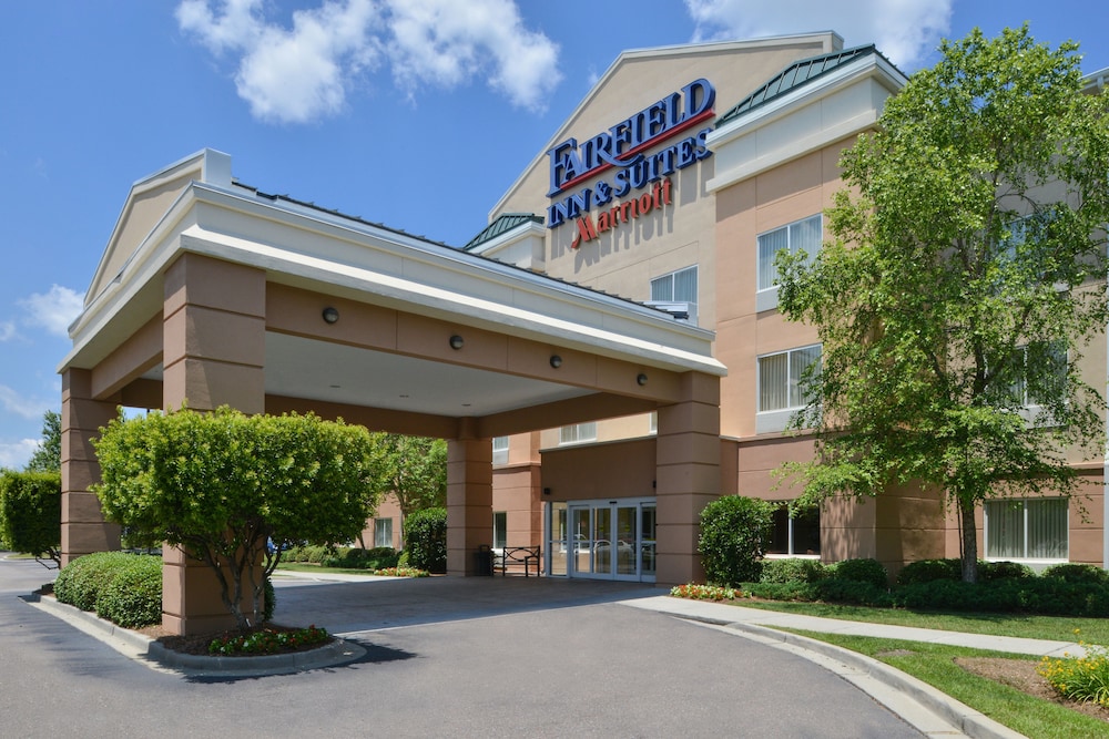 Fairfield Inn And Suites Charleston North University Area 3/20