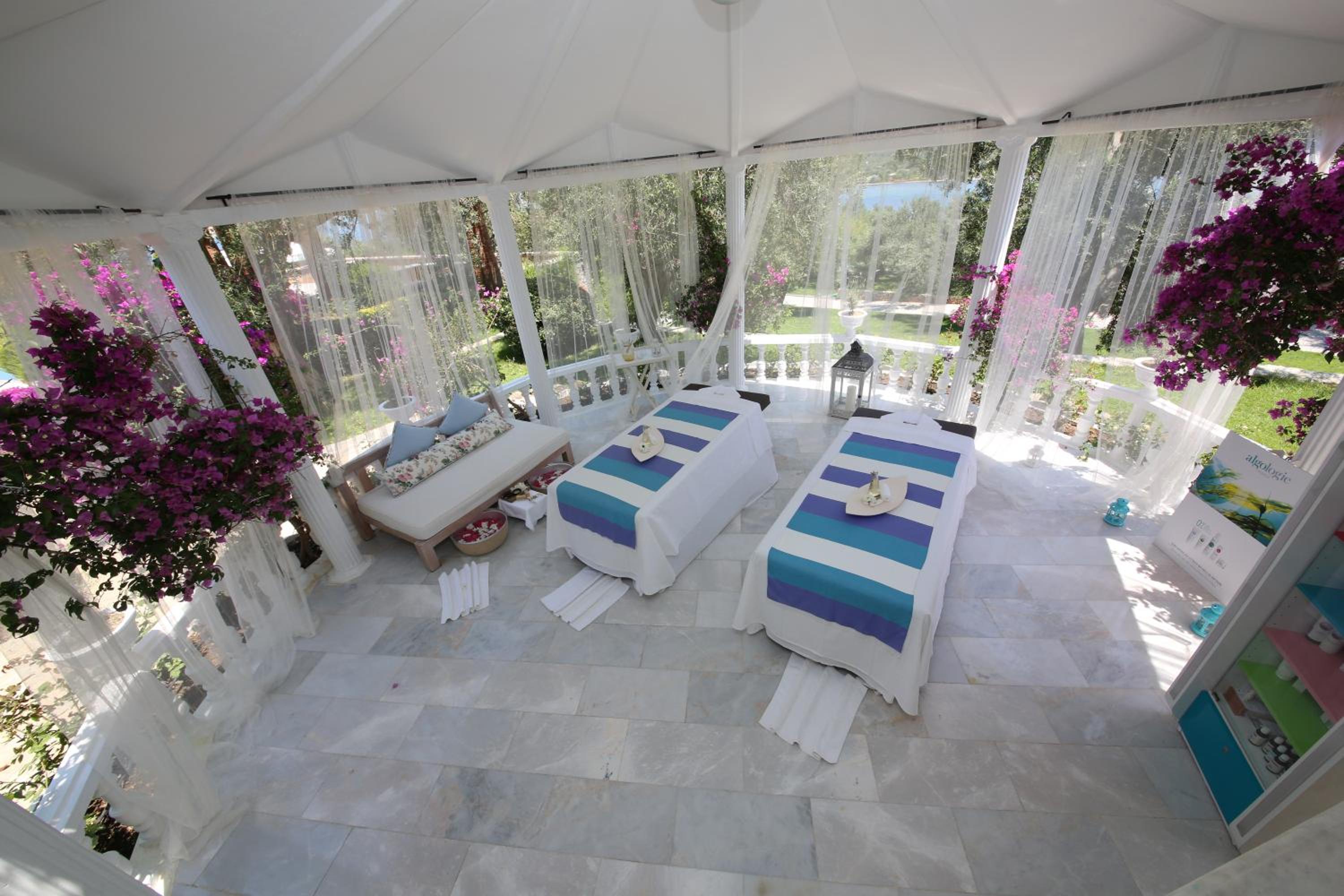 Kalem Adasi & Oliviera Resort Hotel 8/61