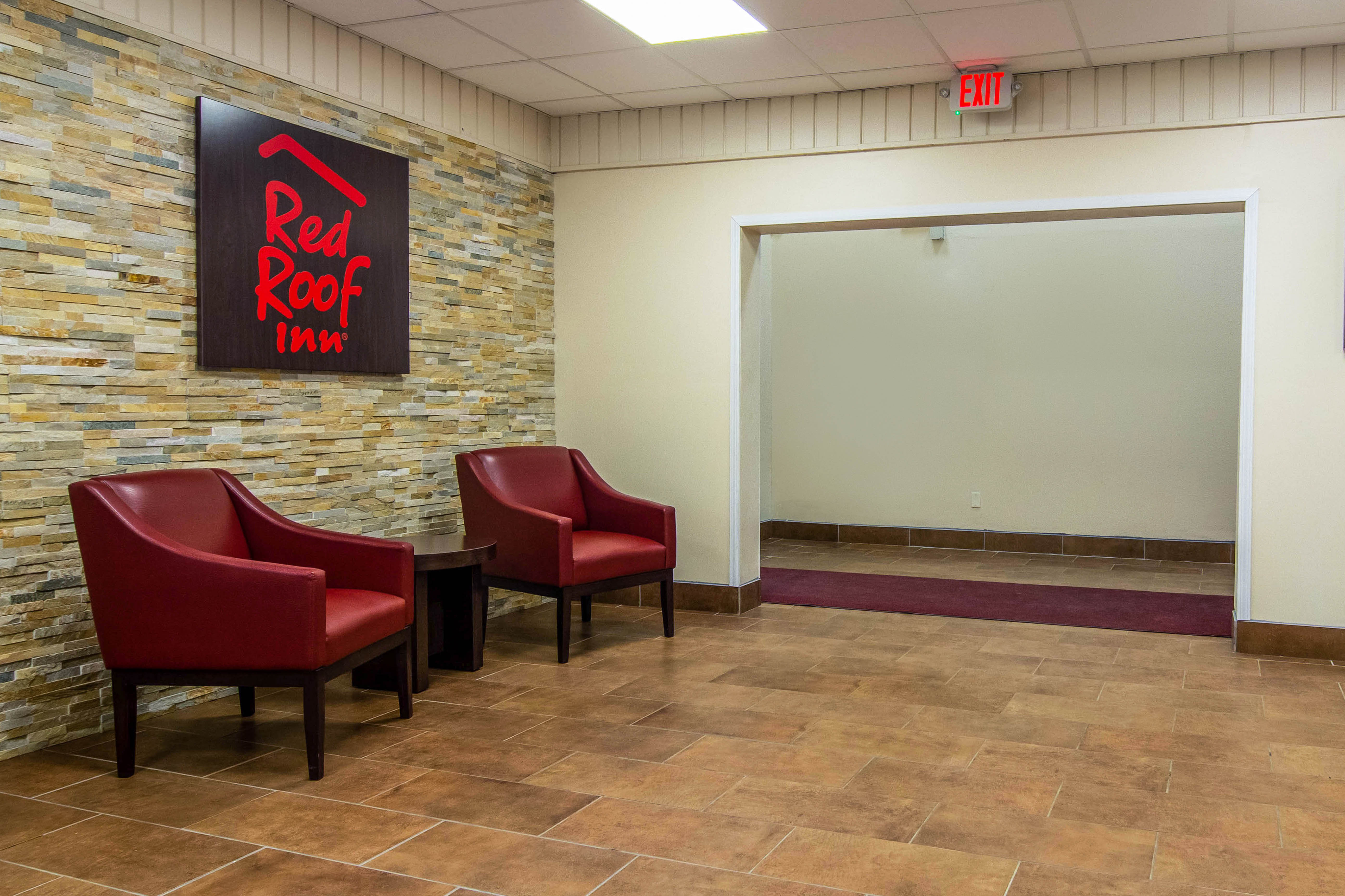 Red Roof Inn Perrysburg 13/18