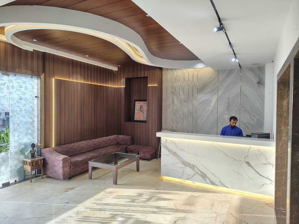 Fabhotel Taj Nagari 6/50