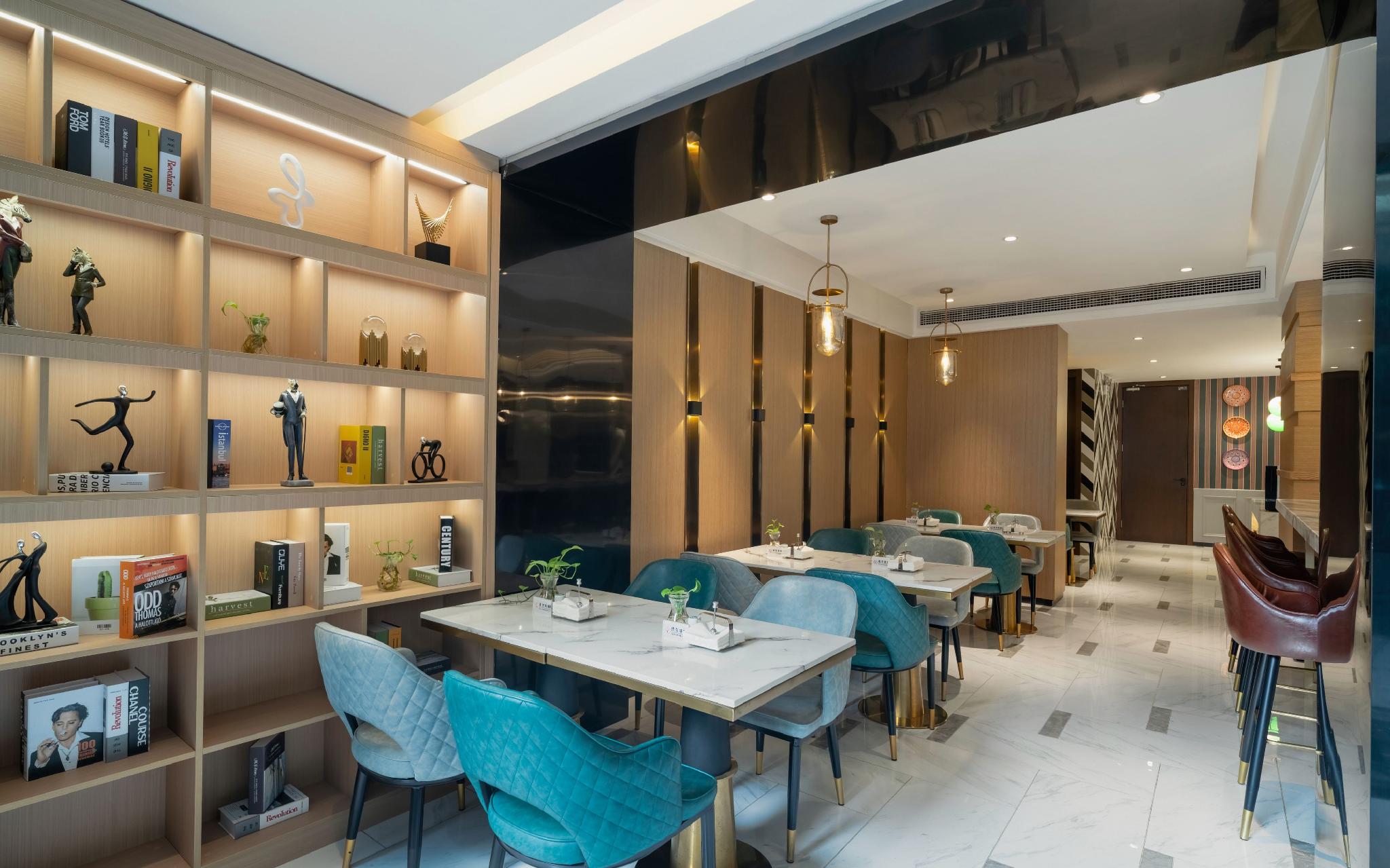 Magnotel guiyang fountain commercial center subway station hotel 34/37