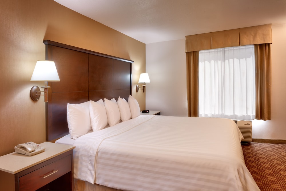 Cortona Inn And Suites 23/78