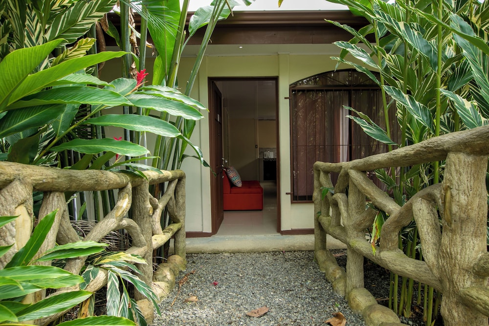 Hotel Las Orquideas 39/50