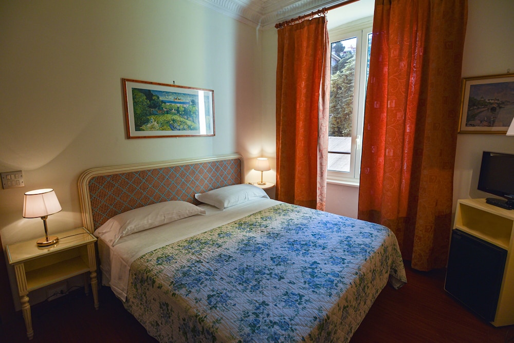 CLASSIC, DOUBLE BED