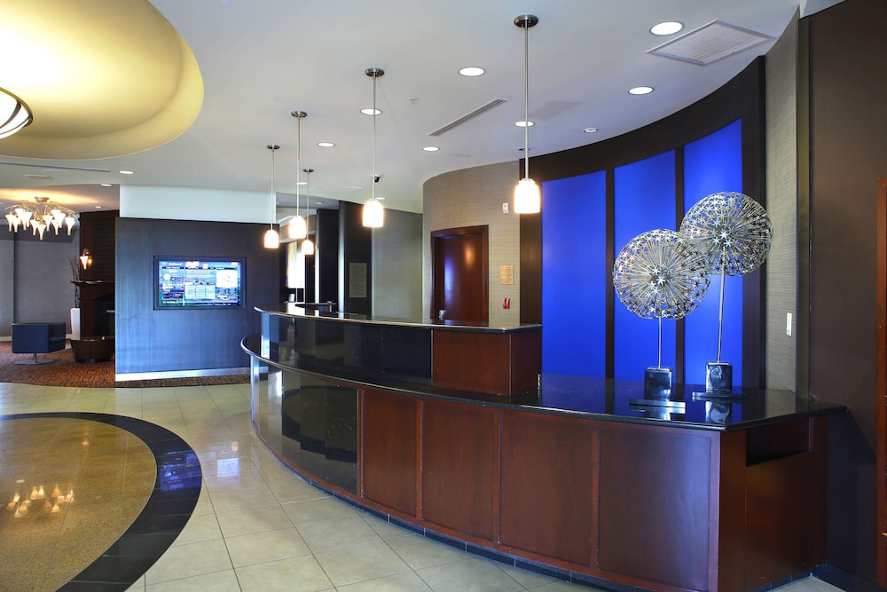 Courtyard by Marriott Hamilton 5/32