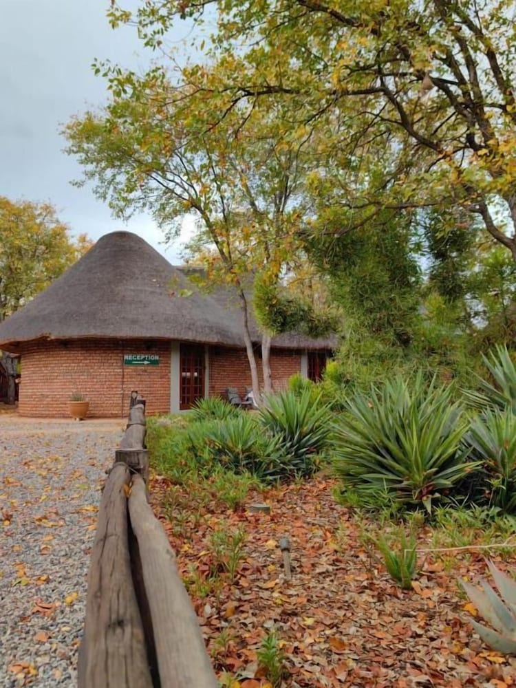 Munati Lodge 13/24