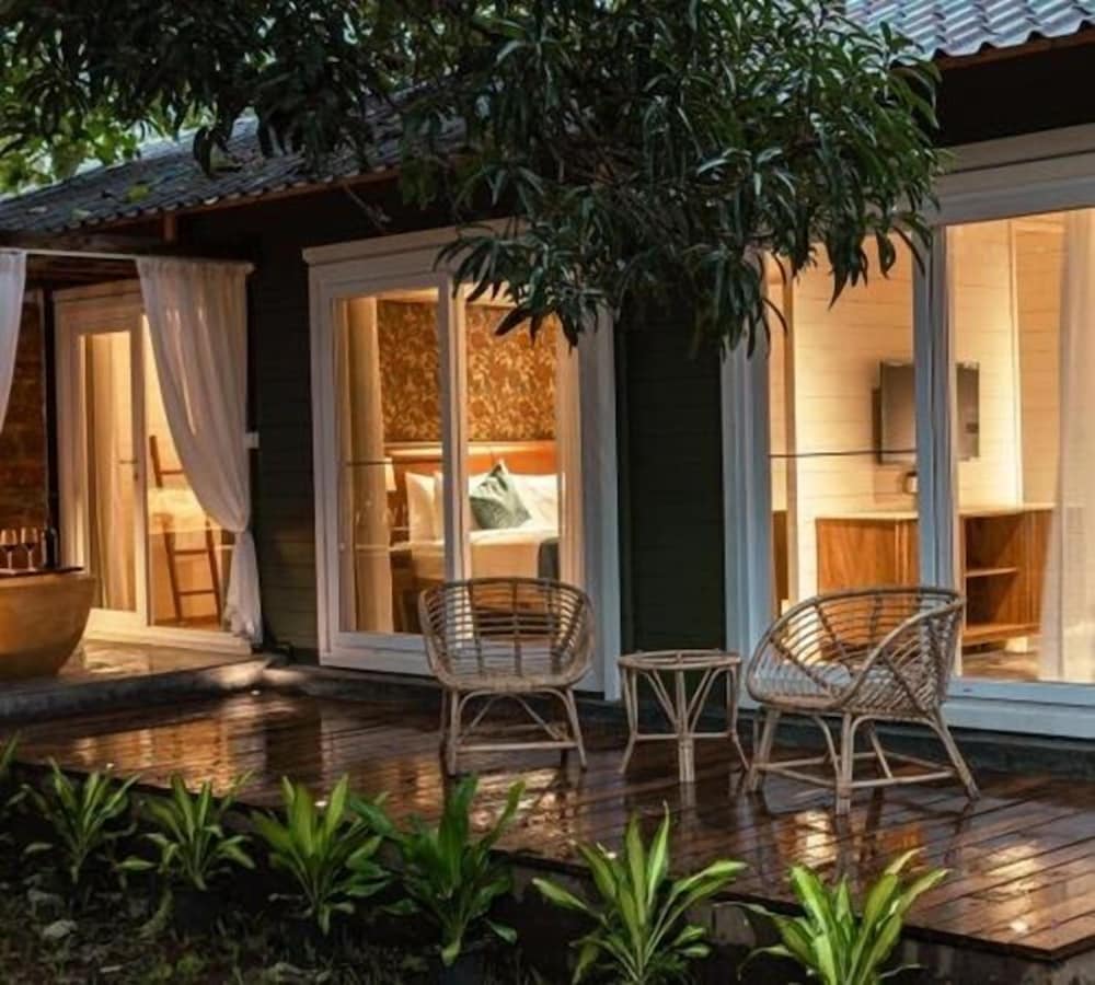 Larisa Resort Ashwem 15/29
