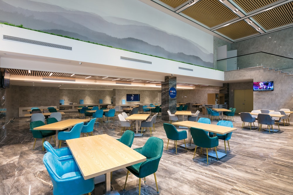 Holiday Inn Express Hangzhou Xixi Tourism Zone 34/44