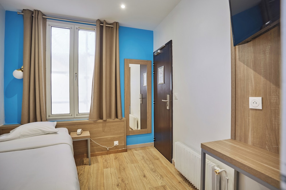 Merryl Hotel 22/43