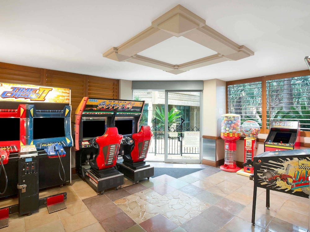 Mantra Sun City Surfers Paradise 37/64