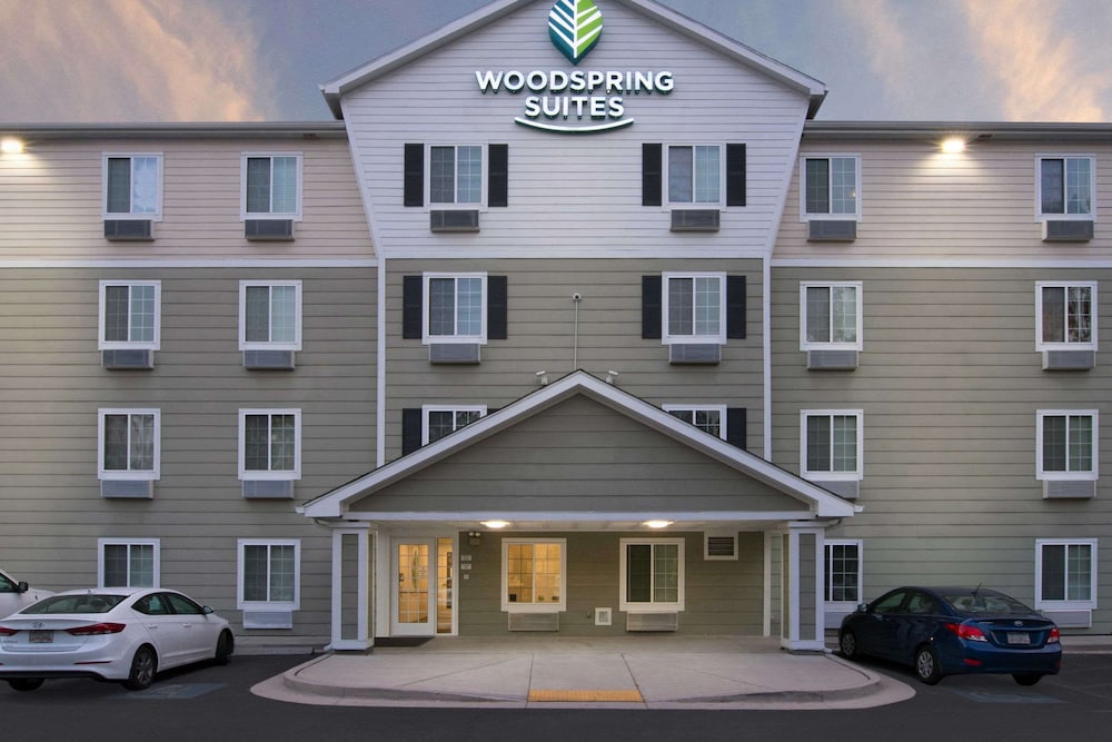 WoodSpring Suites Savannah Garden City 1/29