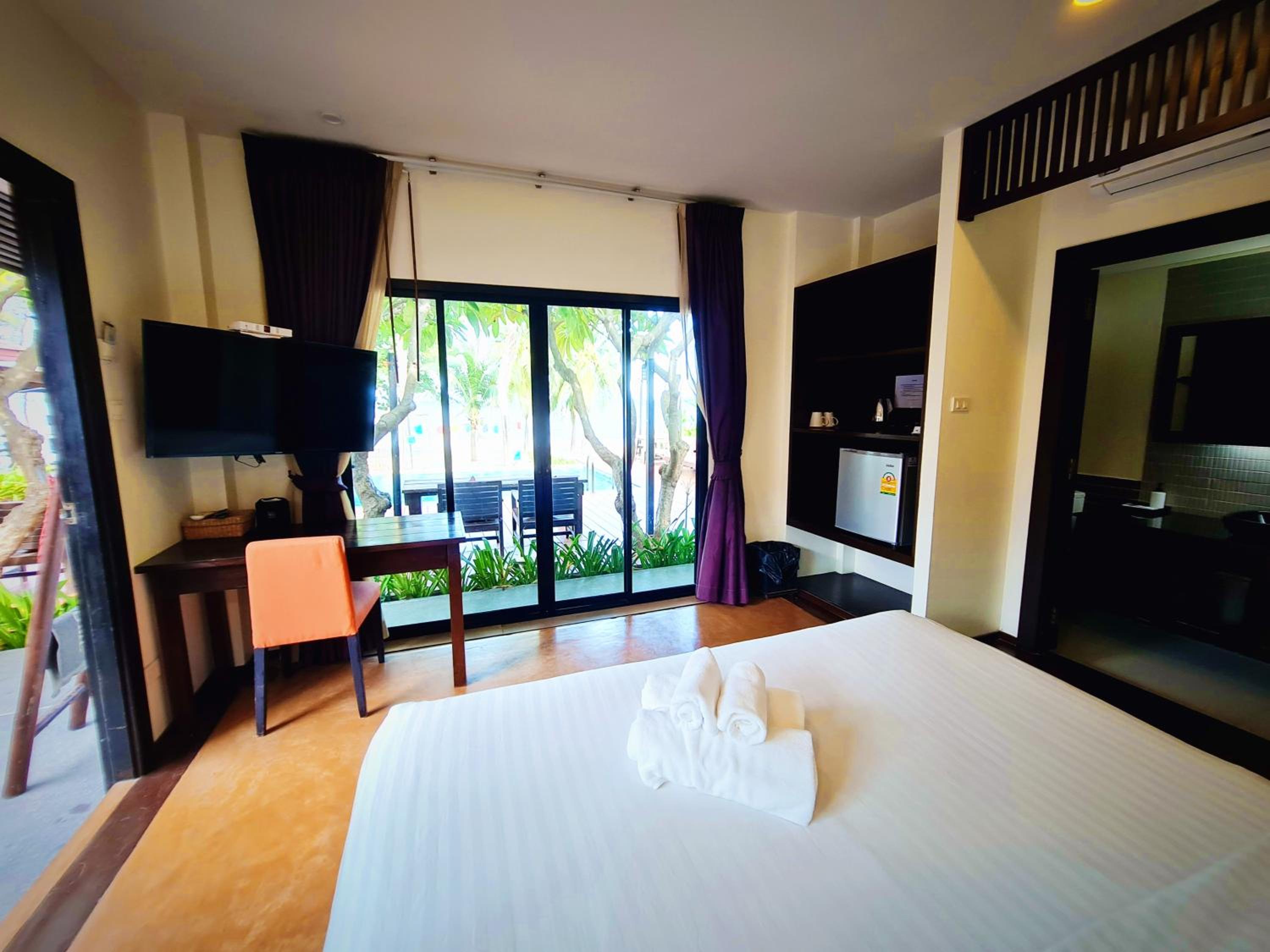 Vip, Sea View
