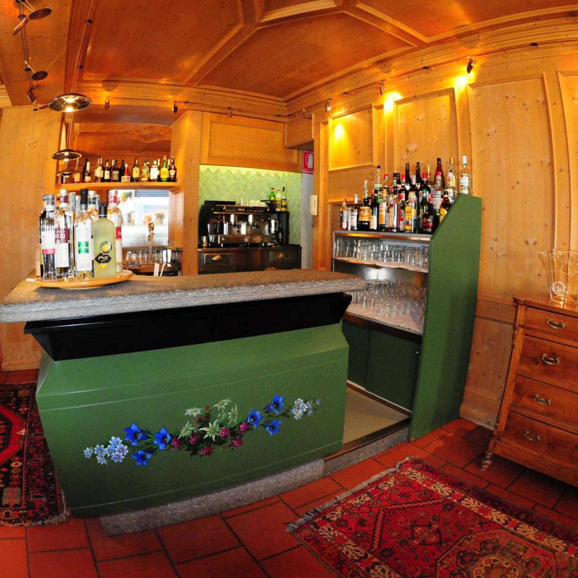 Dufour Hotel 39/42